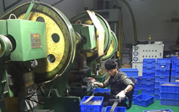 五金車(chē)間 五金車(chē)間