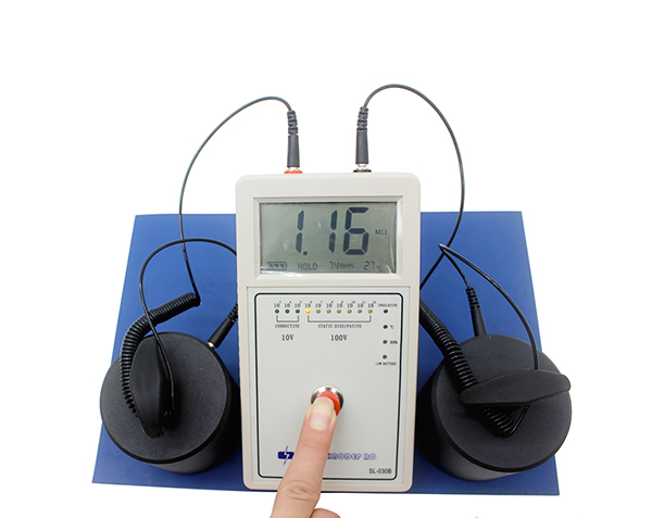 新款重錘雙數(shù)顯表面電阻儀 FT-030AB 新款重錘雙數(shù)顯表面電阻儀 FT-030AB