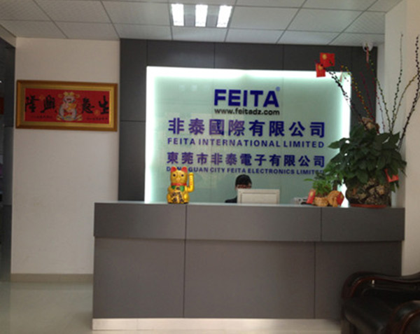 非泰前臺(tái) 非泰前臺(tái)